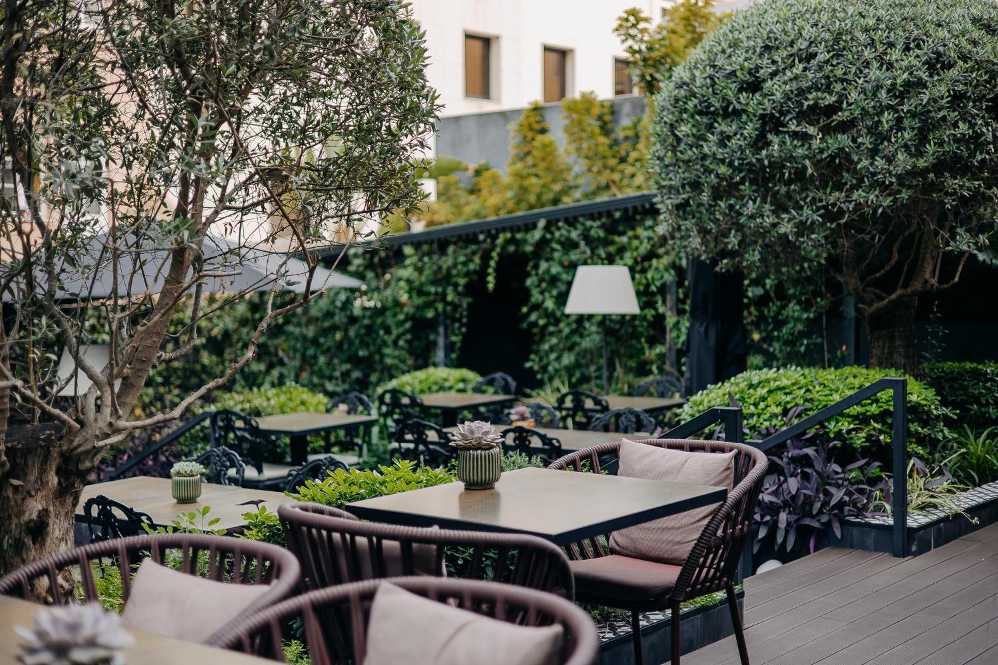 138 Liberdade Hotel Lisboa Dış mekan fotoğraf The garden of the hotel