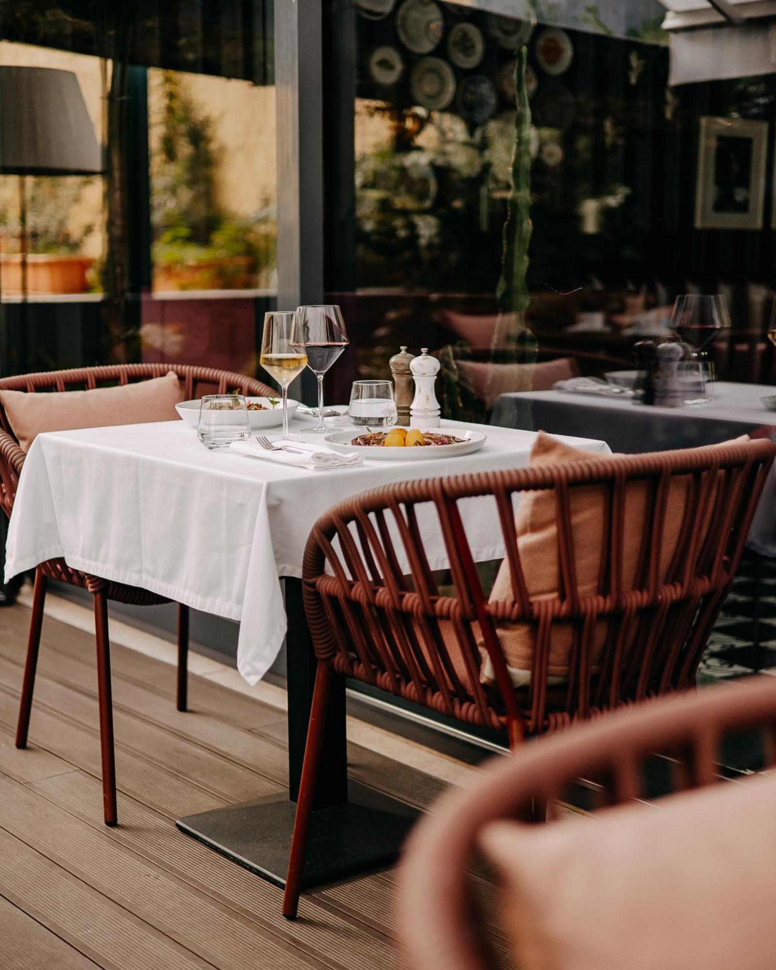 138 Liberdade Hotel Lisboa Dış mekan fotoğraf Restaurant